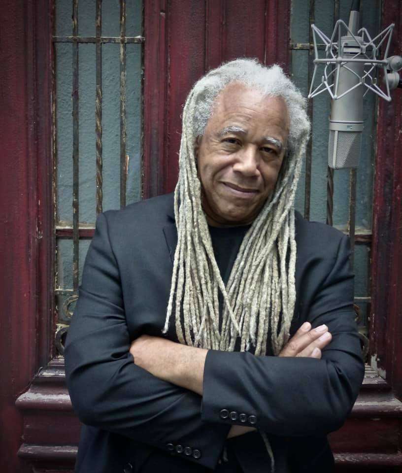 Dave Fennoy, was born on January 20, 1952 in Silver Spring, Maryland, USA as David Henderson Fennoy II. He is known for his work on The Walking Dead (2012), StarCraft II: Wings of Liberty (2010) and Batman: Arkham Knight (2015).